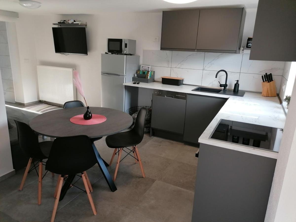 Apartma Pr Urarj Kobarid Exterior foto