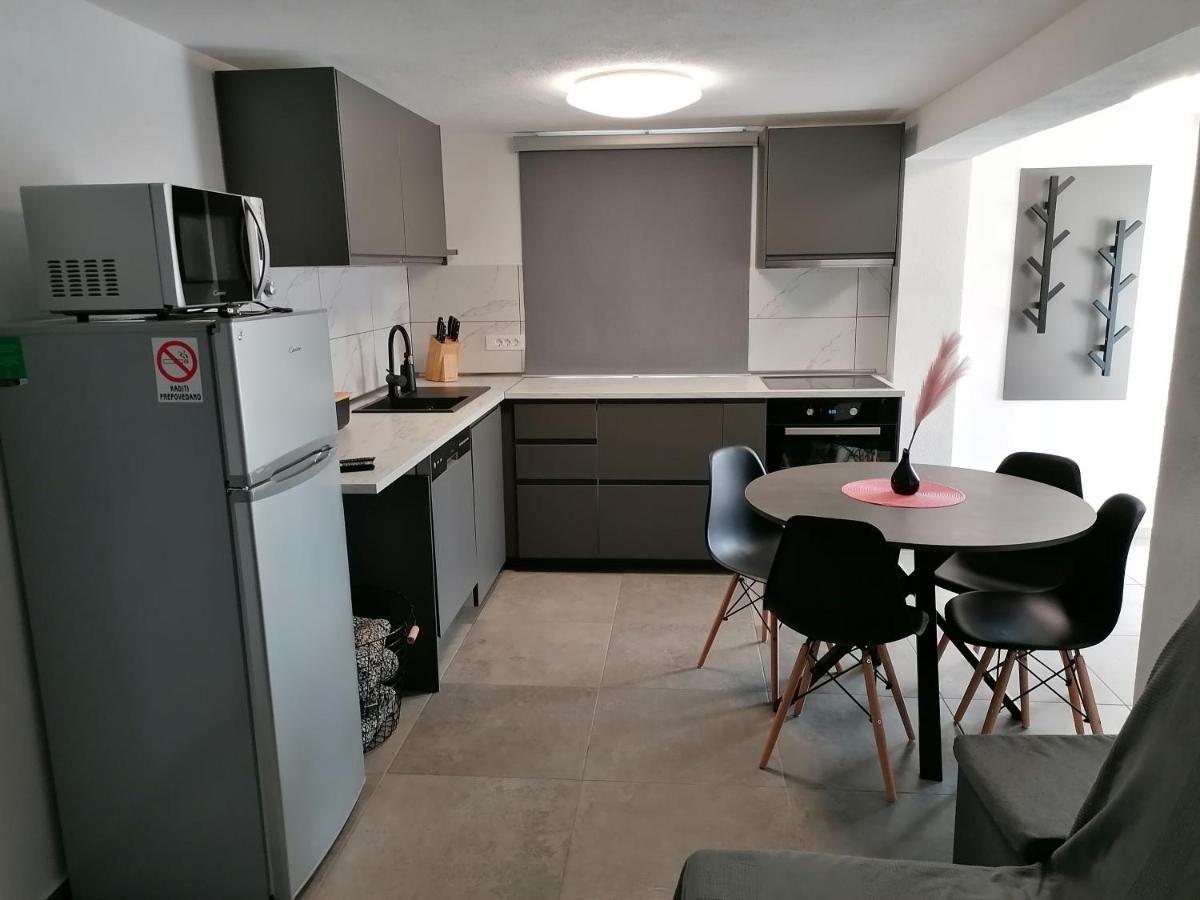Apartma Pr Urarj Kobarid Exterior foto